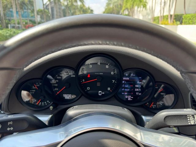 2017 Porsche 911 Carrera Coupe 2D - 22944652 - 17