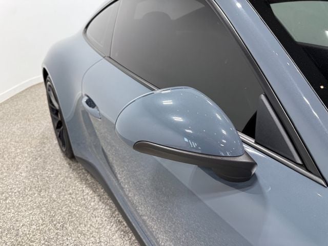 2017 Porsche 911 Carrera GTS Coupe - 23078282 - 12