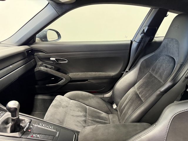 2017 Porsche 911 Carrera GTS Coupe - 23078282 - 39