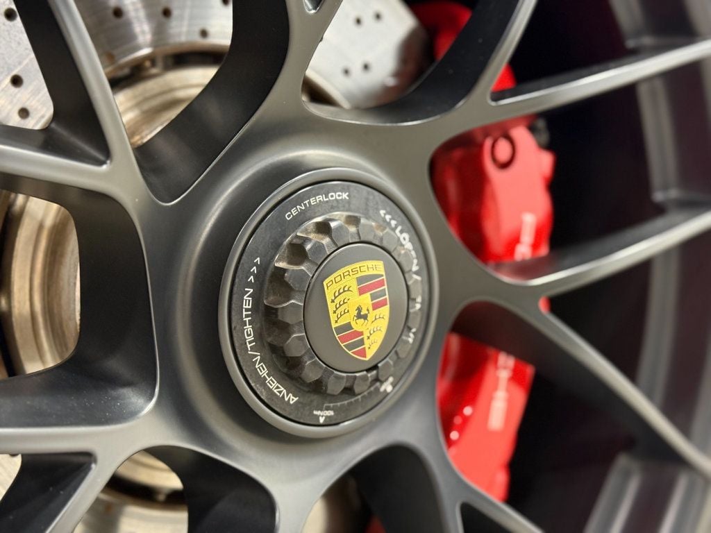 2017 Porsche 911 Carrera GTS Coupe - 23078282 - 5