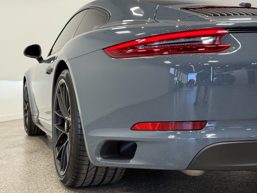 2017 Porsche 911 Carrera GTS Coupe - 23078282 - 59