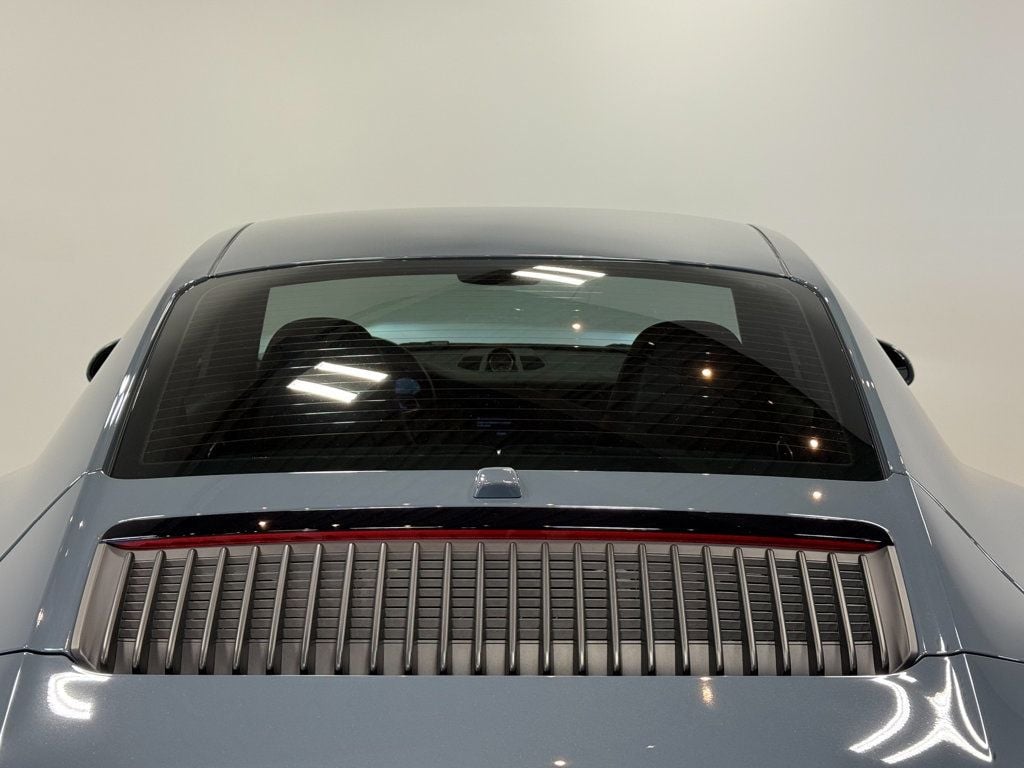 2017 Porsche 911 Carrera GTS Coupe - 23078282 - 60