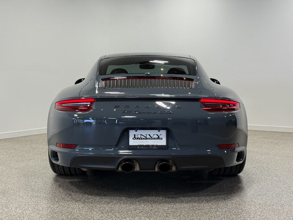 2017 Porsche 911 Carrera GTS Coupe - 23078282 - 61