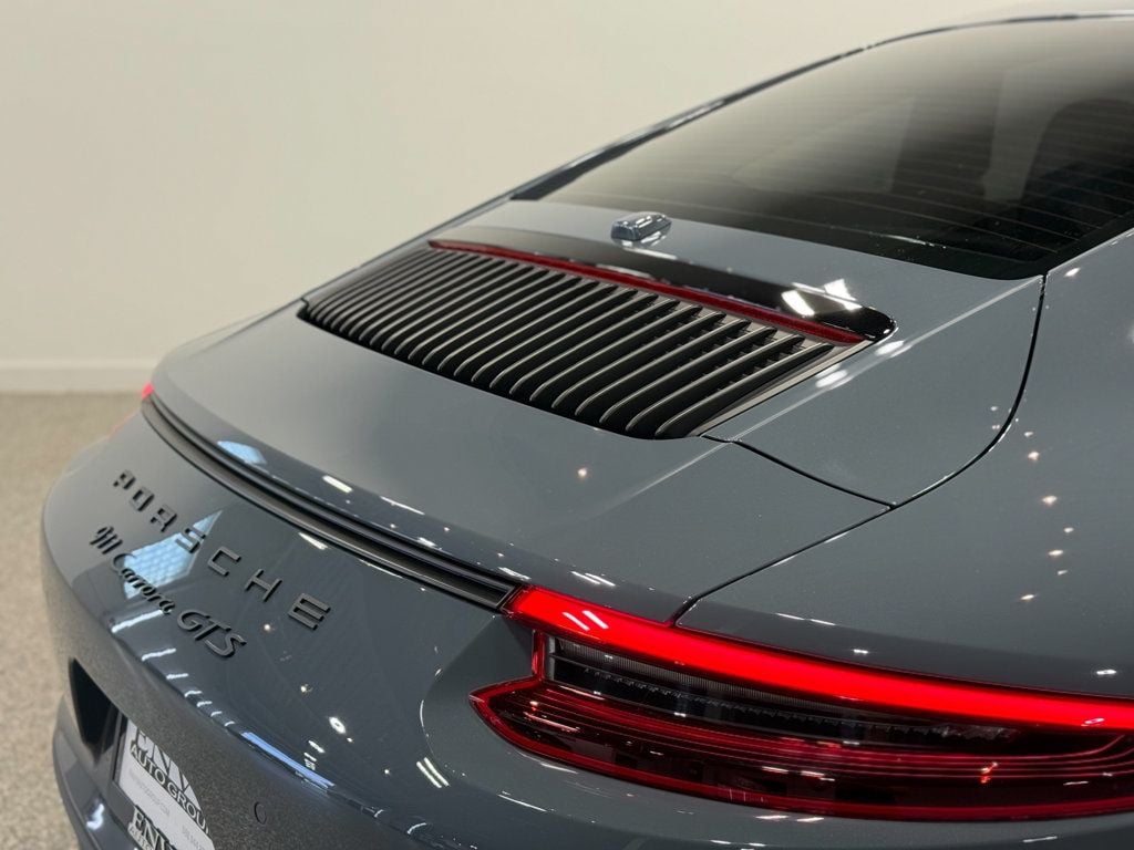 2017 Porsche 911 Carrera GTS Coupe - 23078282 - 62