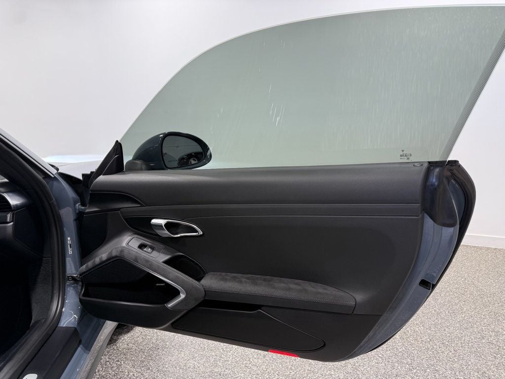 2017 Porsche 911 Carrera GTS Coupe - 23078282 - 67