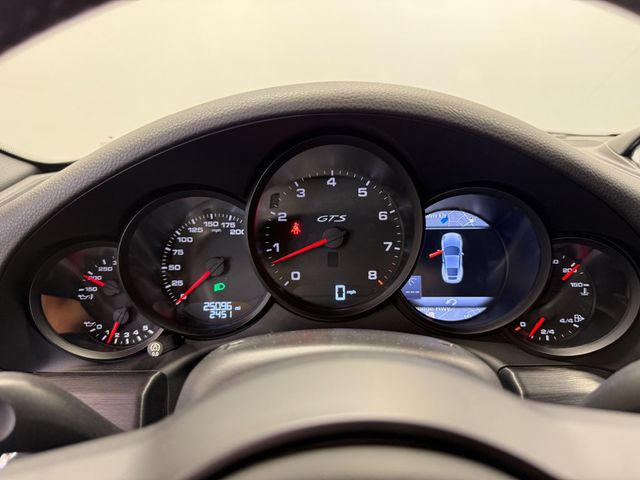 2017 Porsche 911 Carrera GTS Coupe - 23078282 - 71
