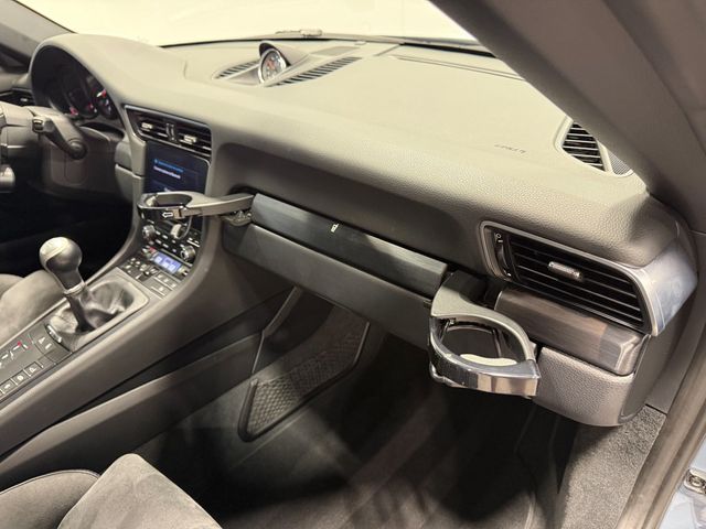 2017 Porsche 911 Carrera GTS Coupe - 23078282 - 85