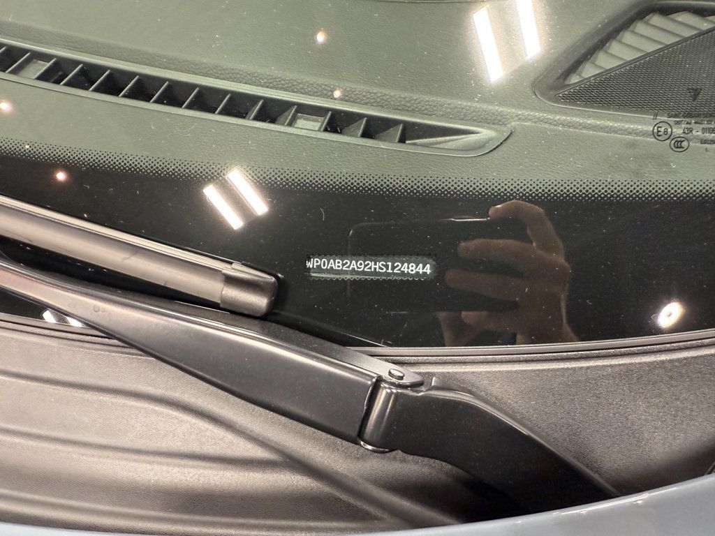 2017 Porsche 911 Carrera GTS Coupe - 23078282 - 8