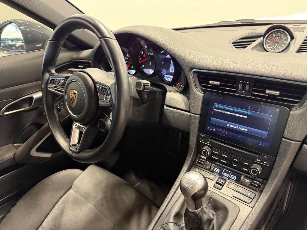2017 Porsche 911 Carrera GTS Coupe - 23078282 - 92