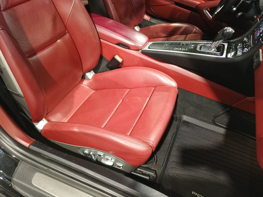 2017 Porsche 911 Carrera S Coupe Clean Carfax - 23038833 - 34