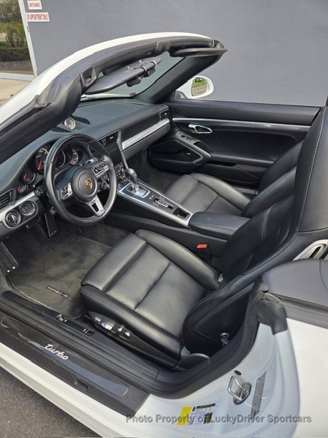 2017 Porsche 911 Turbo Cabriolet - 22996278 - 41