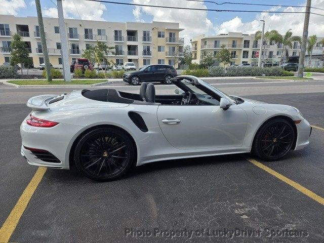 2017 Porsche 911 Turbo Cabriolet - 22996278 - 5
