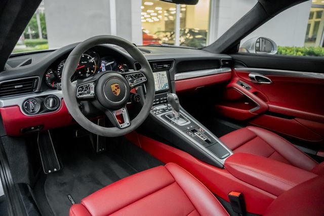 2017 Porsche 911 Turbo Coupe - 22578977 - 54