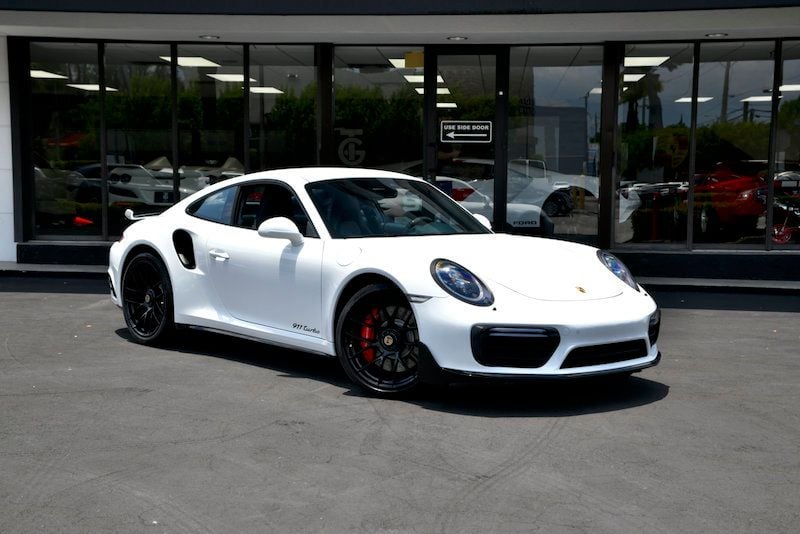 2017 Porsche 911 Turbo Coupe - 22444860 - 1