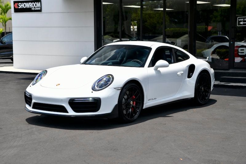 2017 Porsche 911 Turbo Coupe - 22444860 - 5