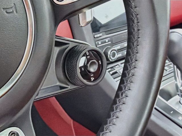 2017 Porsche 911 Turbo Coupe - 23094199 - 17