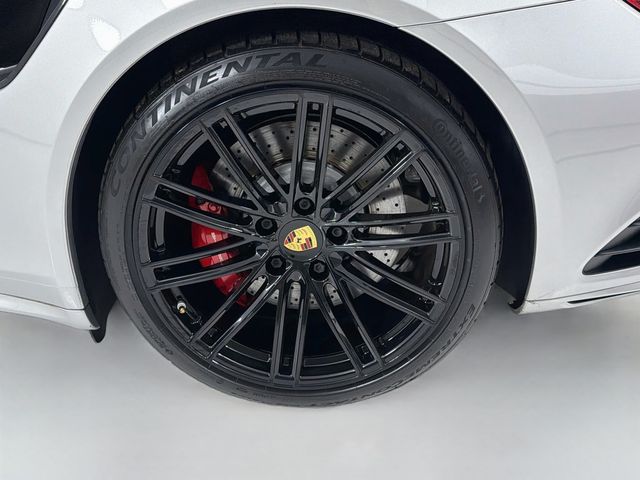 2017 Porsche 911 Turbo Coupe - 23094199 - 33