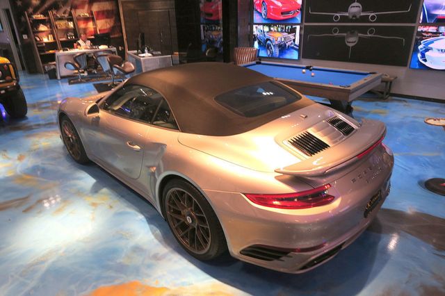 2017 Porsche 911 Turbo S Cabriolet - 22739751 - 37