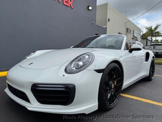 2017 Porsche 911 Turbo S Cabriolet photo 4