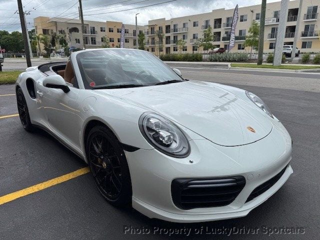 2017 Porsche 911 Turbo S Cabriolet photo 6