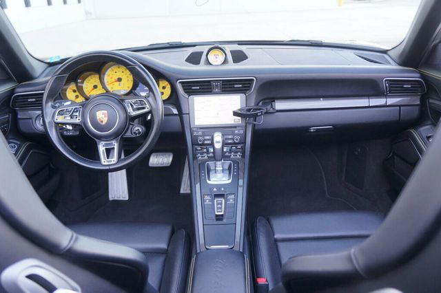 2017 Porsche 911 Turbo S Cabriolet - 23061856 - 25