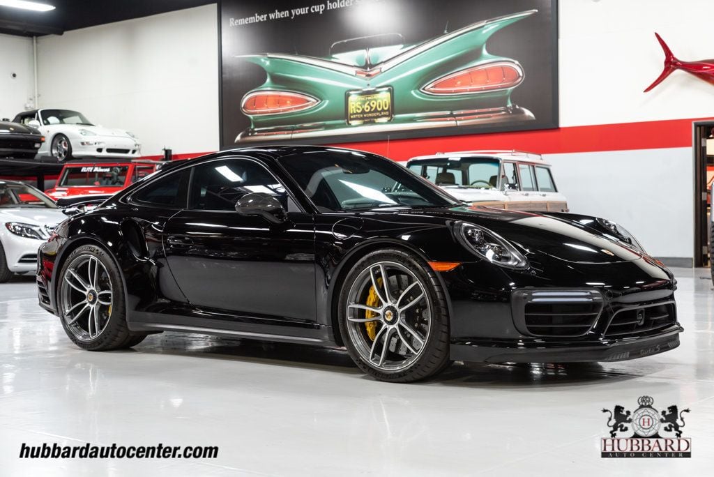 2017 Porsche 911 Turbo S Coupe - 22731956 - 0