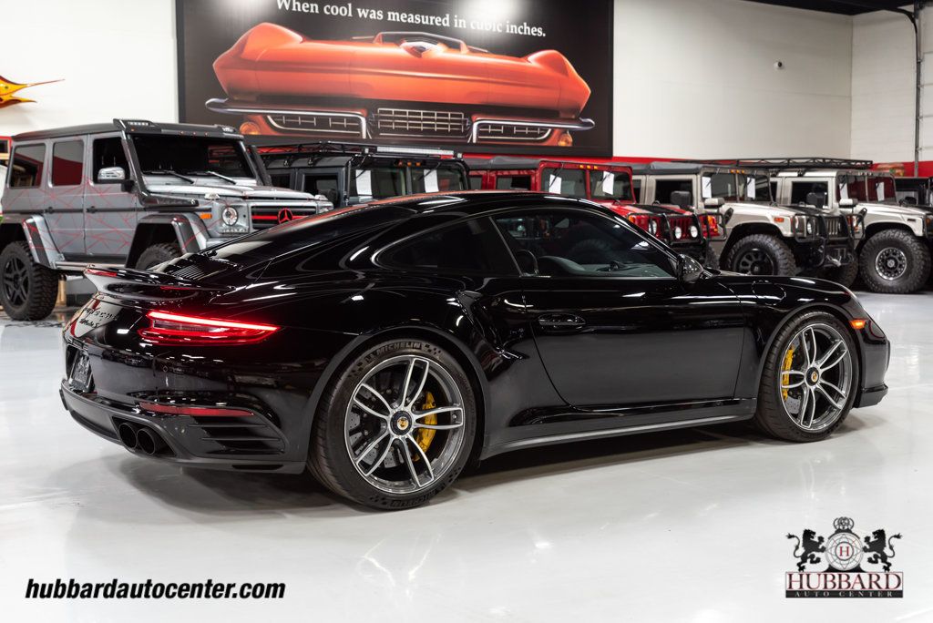 2017 Porsche 911 Turbo S Coupe - 22731956 - 28