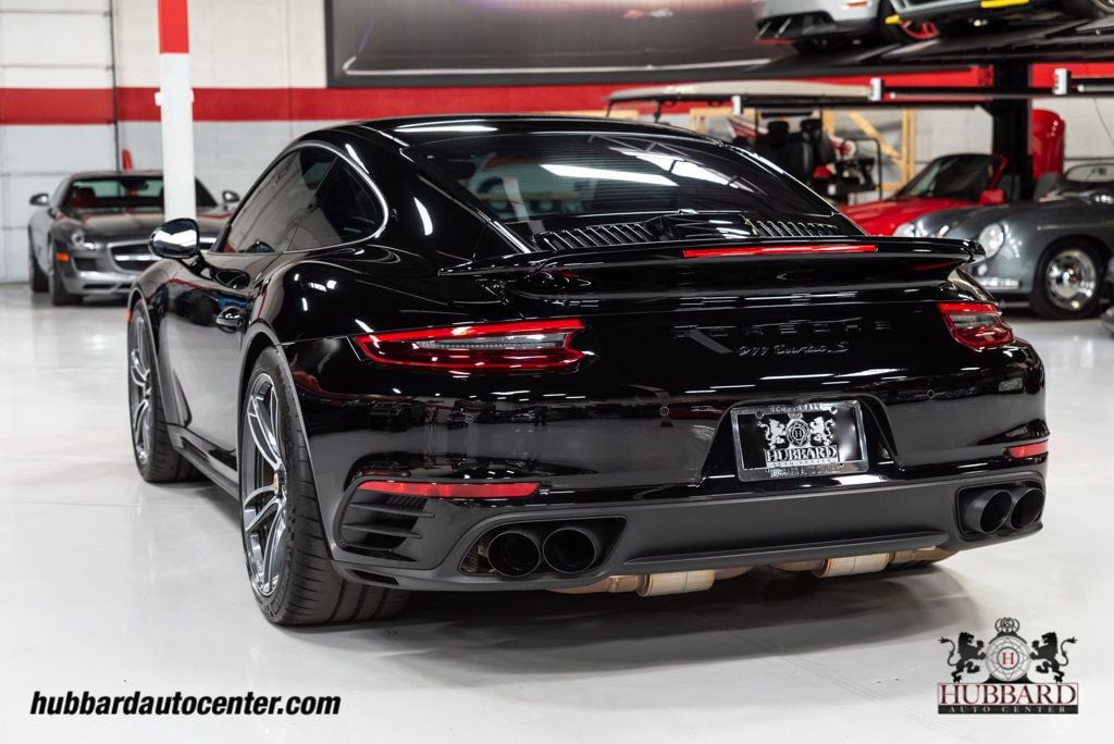 2017 Porsche 911 Turbo S Coupe - 22731956 - 31