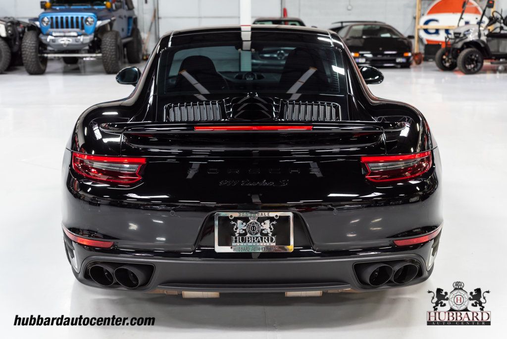 2017 Porsche 911 Turbo S Coupe - 22731956 - 32