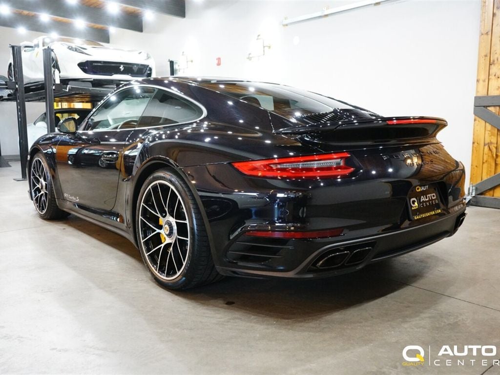 2017 Porsche 911 Turbo S Coupe - 22611387 - 7