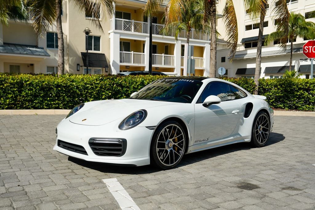 2017 Porsche 911 Turbo S Coupe - 23076160 - 1