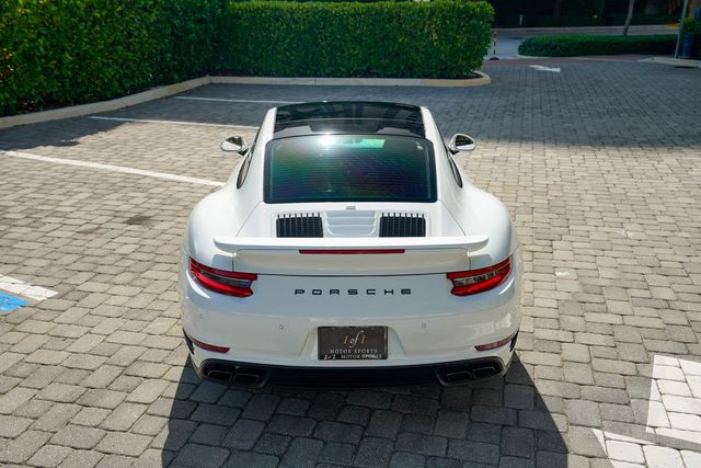 2017 Porsche 911 Turbo S Coupe - 23076160 - 20