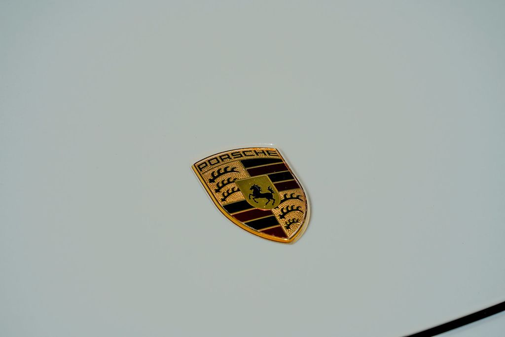 2017 Porsche 911 Turbo S Coupe - 23076160 - 41