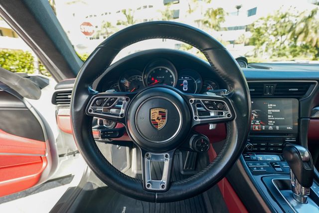 2017 Porsche 911 Turbo S Coupe - 23076160 - 61