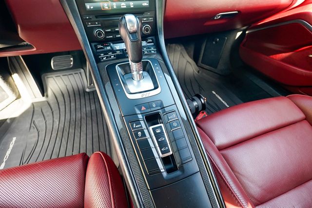 2017 Porsche 911 Turbo S Coupe - 23076160 - 67