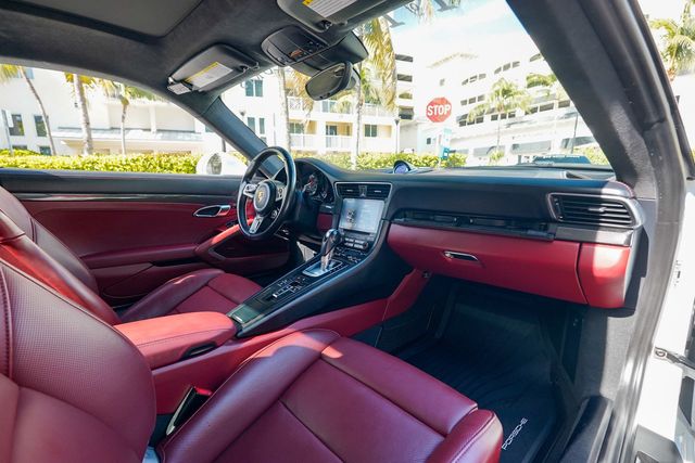 2017 Porsche 911 Turbo S Coupe - 23076160 - 78