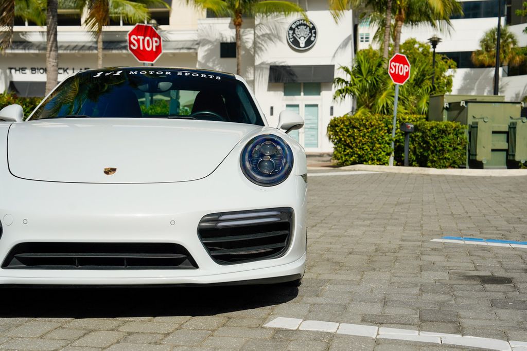 2017 Porsche 911 Turbo S Coupe - 23076160 - 8