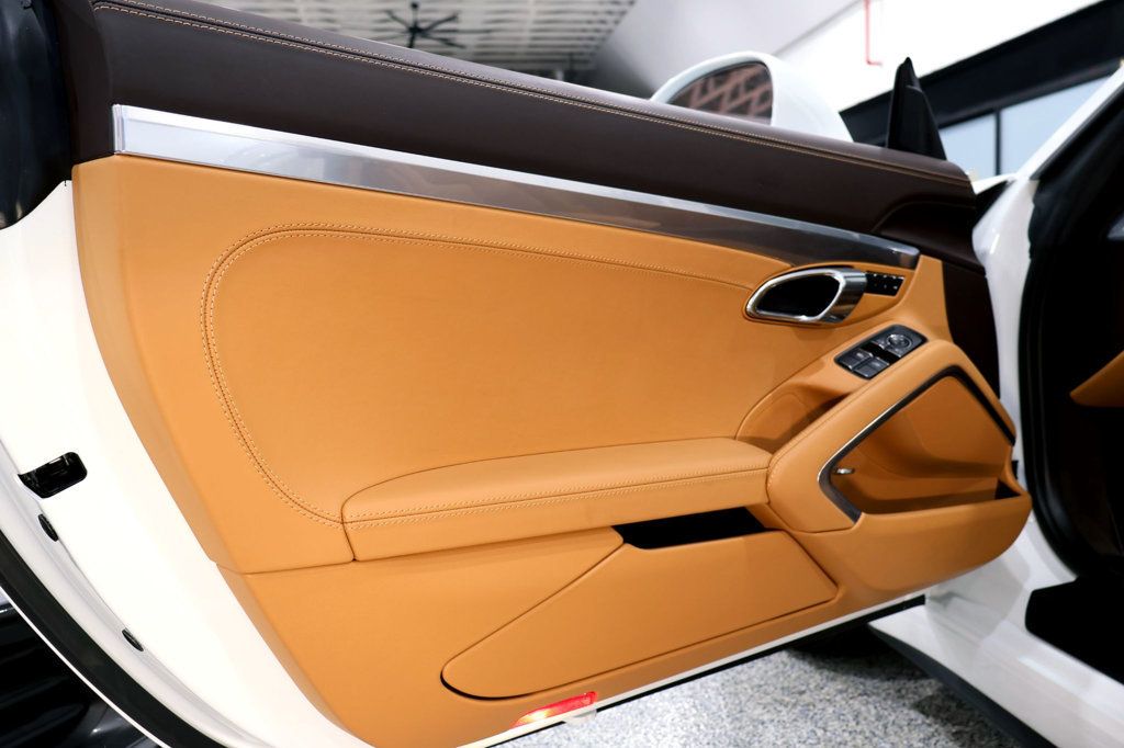 2017 Porsche 911 TARGA 4S WHITE...1,525 MILES...AMAZING!! - 22957098 - 22