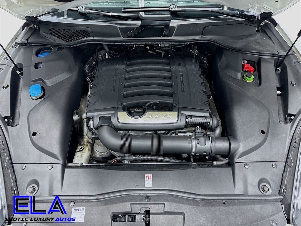 2017 Porsche Cayenne 2017 PORSCHE CAYENNE PLATINUM EDITION ALL WHEEL DRIVE! LOADED  - 22928685 - 33