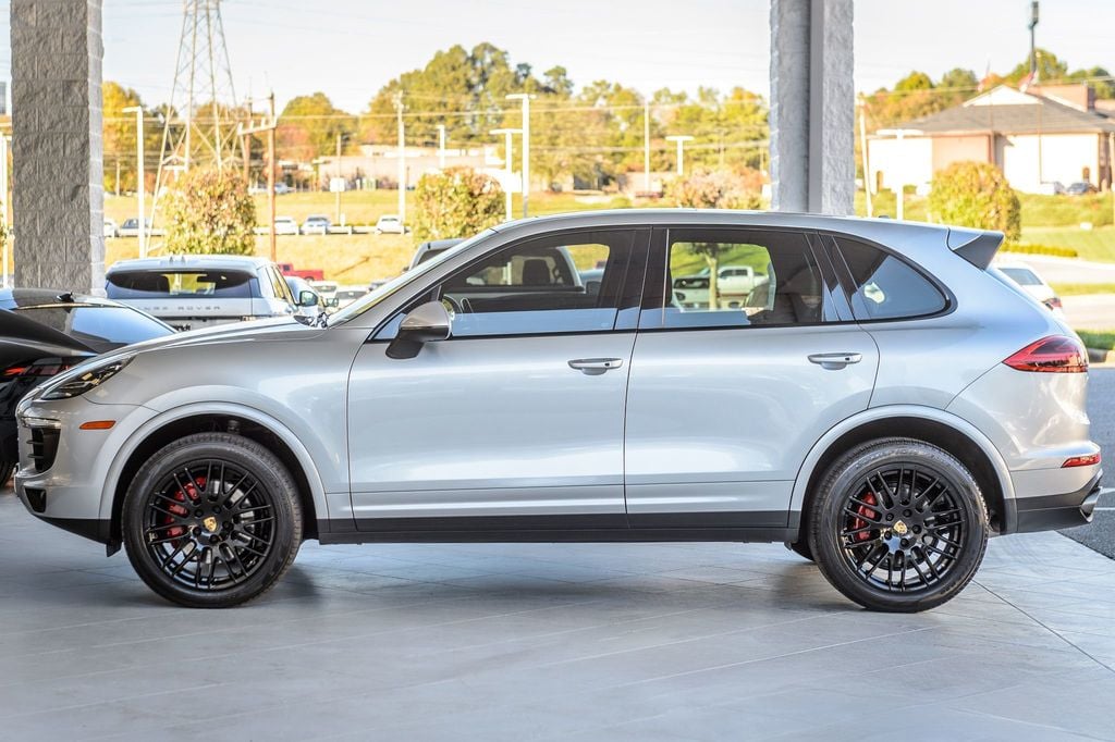 2017 Porsche Cayenne CAYENNE - NAV - MOONROOF - BACKUP CAM - BLUETOOTH - GORGEOUS - 22626009 - 56