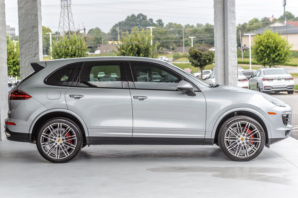 2017 Porsche Cayenne CAYENNE PLATINUM - PANO ROOF - BLUETOOTH - 22603059 - 55