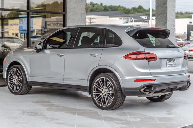 2017 Porsche Cayenne CAYENNE PLATINUM - PANO ROOF - BLUETOOTH - 22603059 - 6