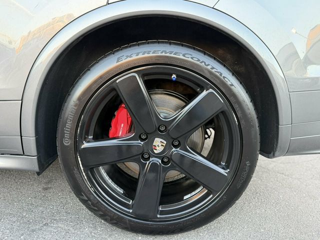 2017 Porsche Cayenne GTS AWD - 23071050 - 26