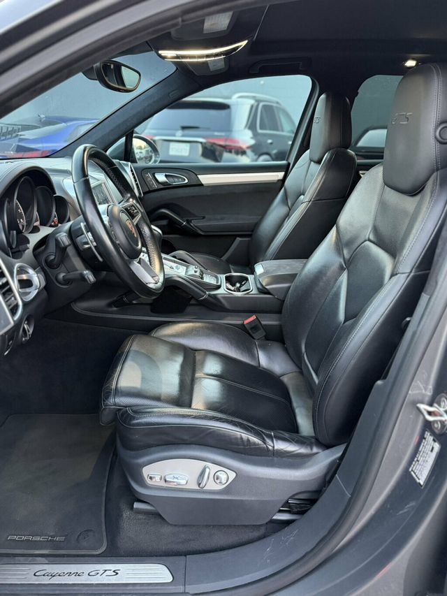 2017 Porsche Cayenne GTS AWD - 23071050 - 6