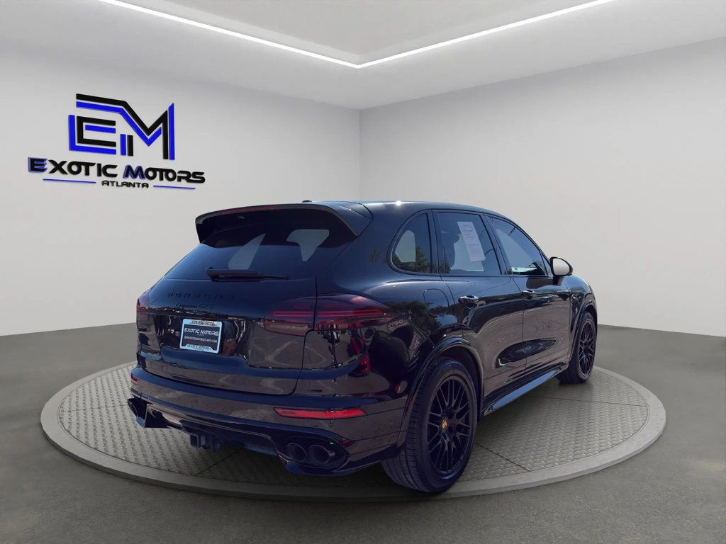 2017 Porsche Cayenne GTS AWD - 23003256 - 4