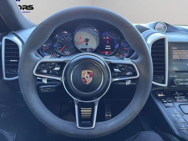 2017 Porsche Cayenne GTS AWD, BLACKOUT WHEELS, BACKUP CAM, BLUETOOTH, PANORAMIC ROOF! - 23003256 - 8