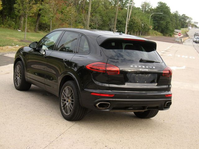 2017 Porsche Cayenne Platinum Edition AWD - 22928290 - 11