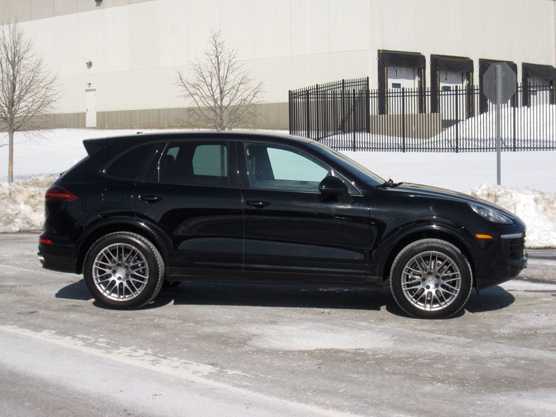 2017 Porsche Cayenne Platinum Edition AWD - 22982369 - 8