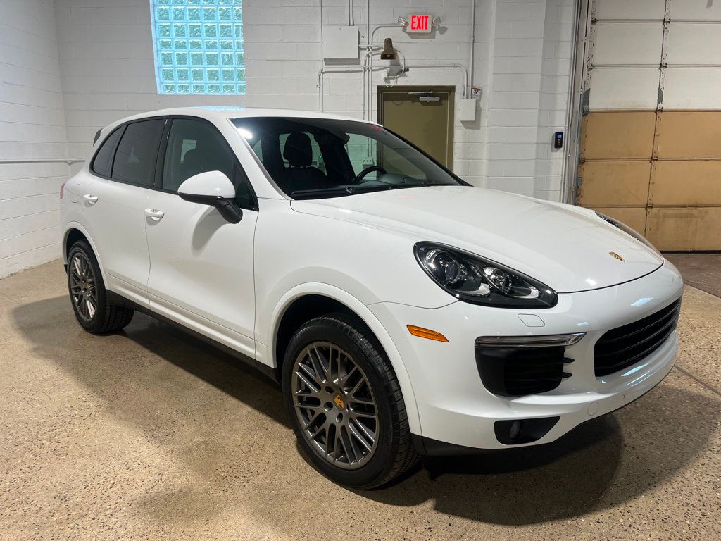 2017 Porsche Cayenne Platinum Edition photo 2
