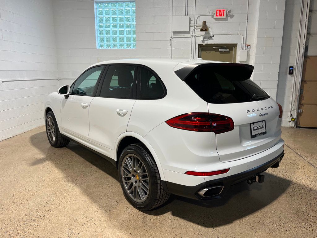 2017 Porsche Cayenne Platinum Edition photo 9
